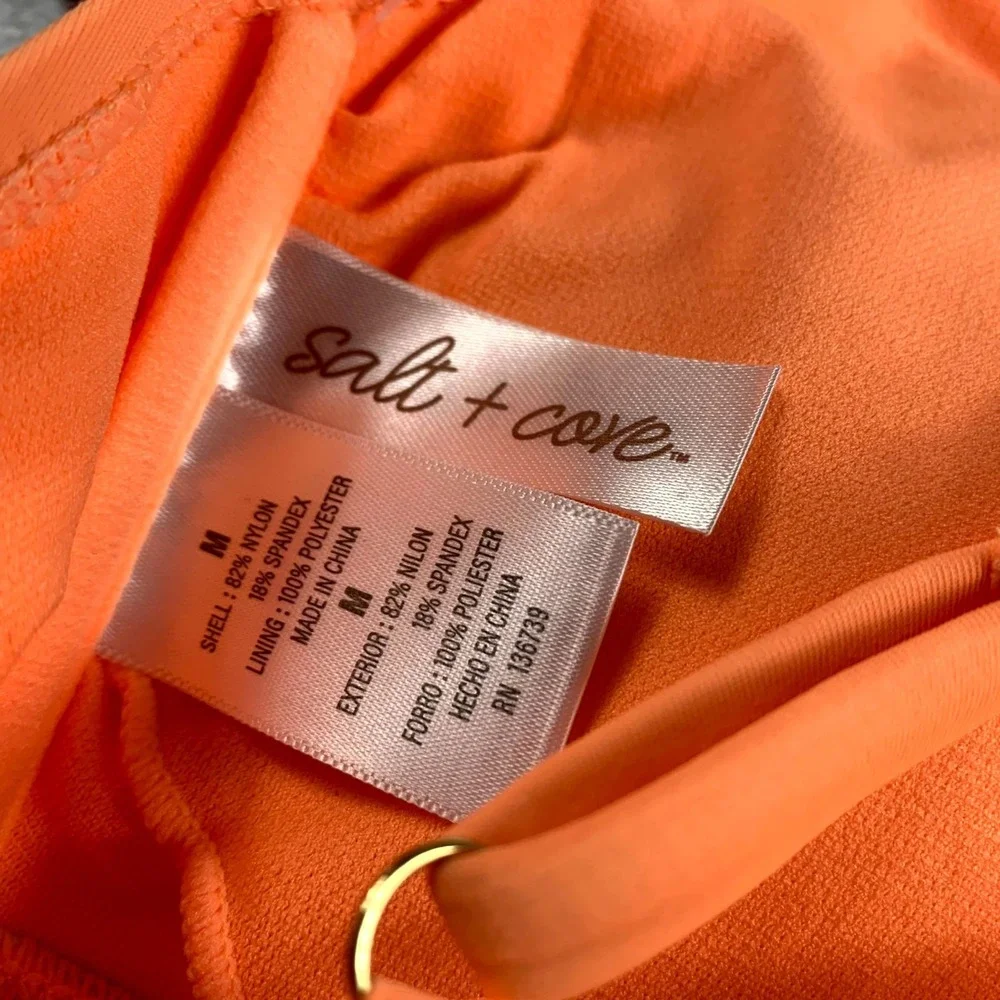 Salt & Cove Bikini Top Womens Medium Peach Ruffle Strap Tie Back Beach Swimwear‎